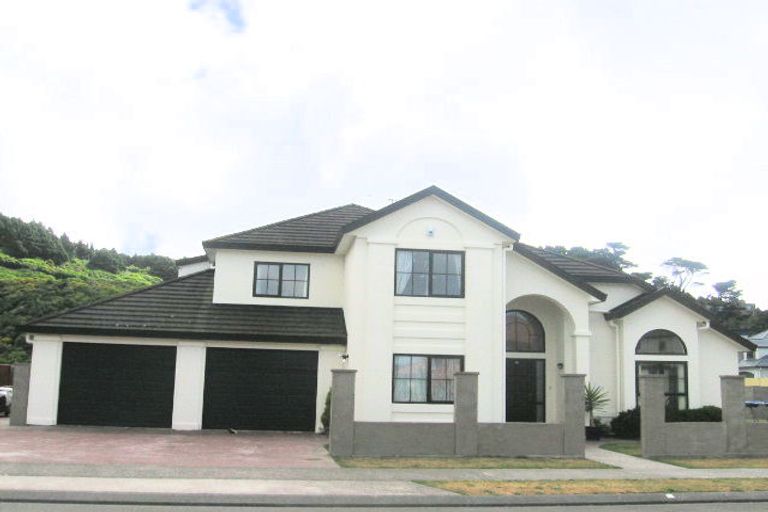 Photo of property in 20 Waterhouse Drive, Brooklyn, Wellington, 6021