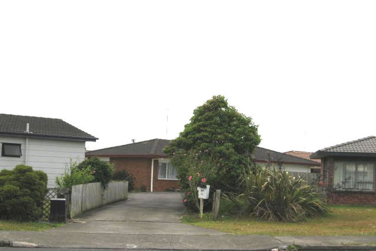 Photo of property in 1/5 Barbados Drive, Unsworth Heights, Auckland, 0632