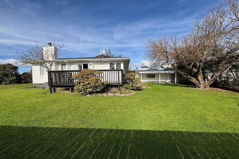 Photo of property in 4 Rathgar Road, Henderson, Auckland, 0610