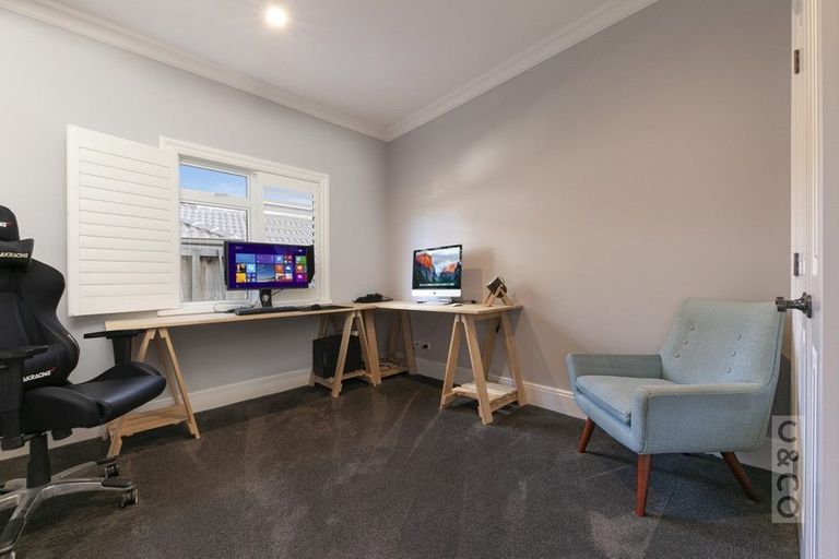 Photo of property in 33 Ara Kakara Avenue, Huapai, Kumeu, 0810