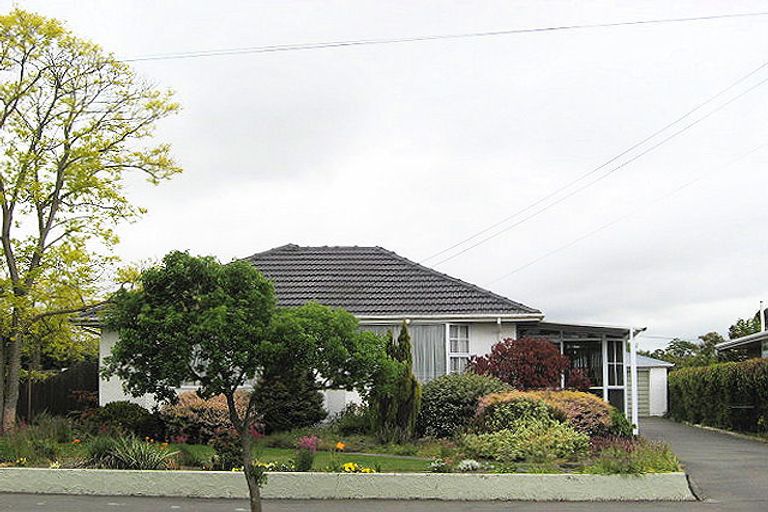 Photo of property in 36 Springbank Street, Bryndwr, Christchurch, 8053