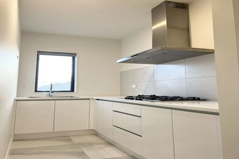 Photo of property in 16 Wheriko Avenue, Glenbrook, 2681