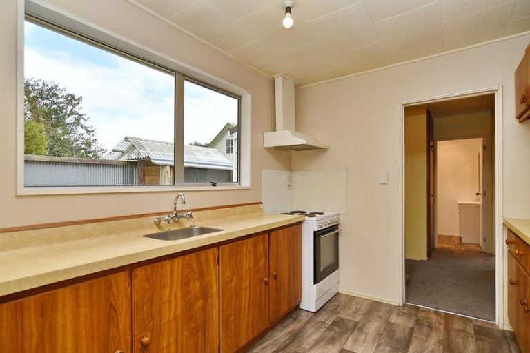 Photo of property in 9 Edward Street, Rangiora, 7400