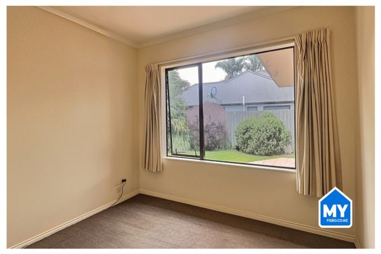 Photo of property in 215 Frimley Oaks, Frimley, Hastings, 4120