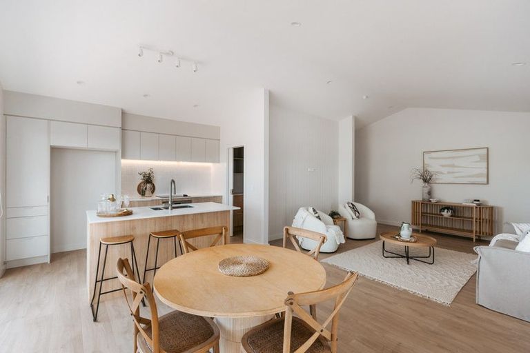 Photo of property in 13a Western Avenue, Omokoroa, 3114