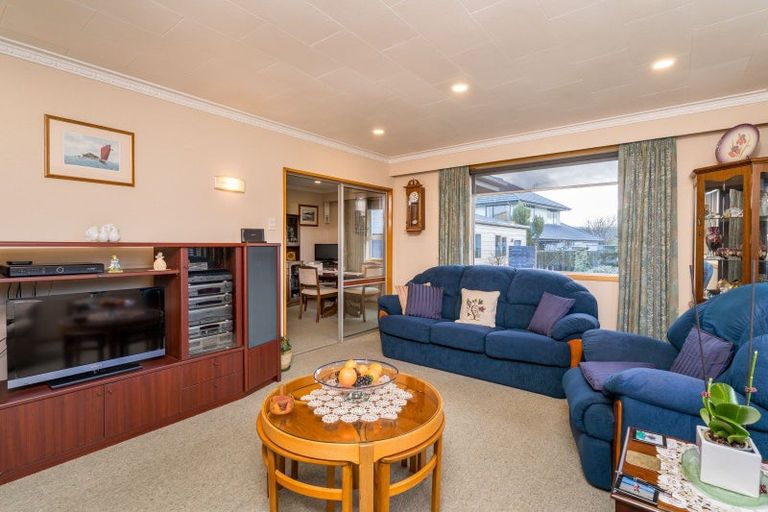 Photo of property in 43 Severn Street, Green Island, Dunedin, 9018