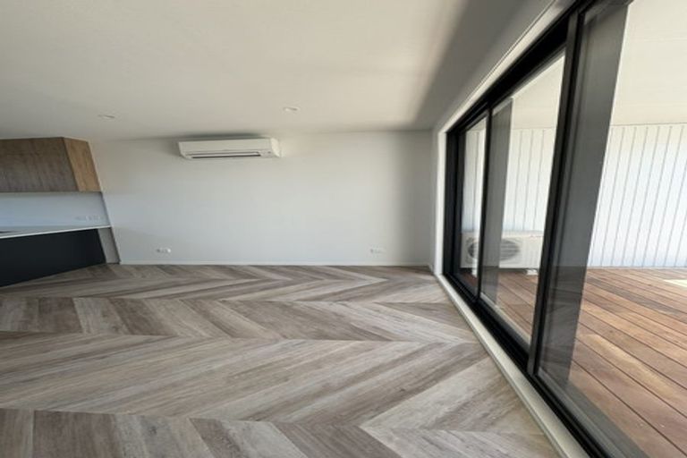 Photo of property in 5/8 Bennett Road, Pakuranga, Auckland, 2010