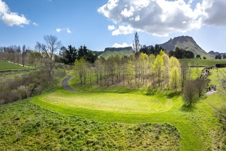Photo of property in 155 Matangi Road, Tuki Tuki, Havelock North, 4294