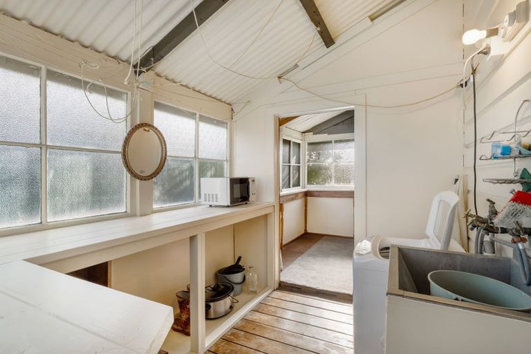 Photo of property in 140 Gonville Avenue, Gonville, Whanganui, 4501