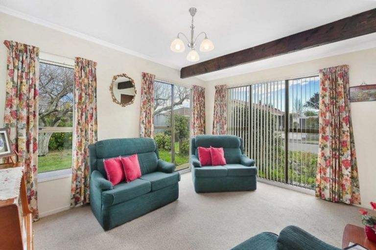 Photo of property in 2/3 Wanstead Place, Woolston, Christchurch, 8062