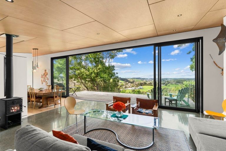 Photo of property in 25 Devich Road, Mangawhai, Wellsford, 0975