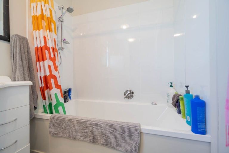 Photo of property in 23b Waiau Street, Manapouri, 9679