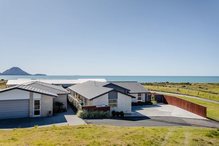 Photo of property in 53 Omega Place, Coastlands, Whakatane, 3120