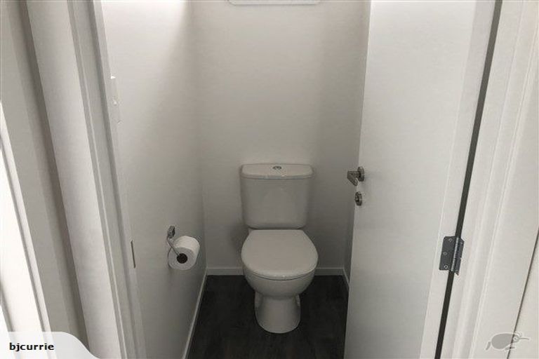 Photo of property in 35 Lombard Street, Palmerston North, 4410