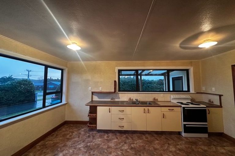 Photo of property in 185 Manutahi Road, Lepperton, New Plymouth, 4373