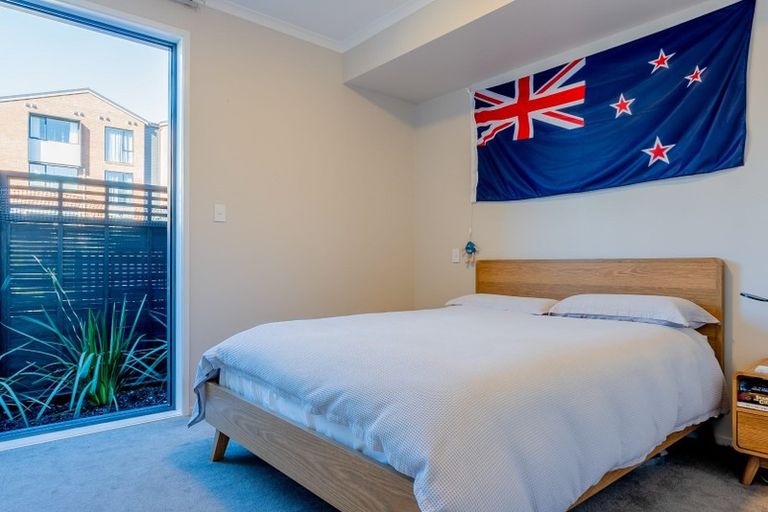 Photo of property in 7 Whiri Lane, Hobsonville, Auckland, 0616