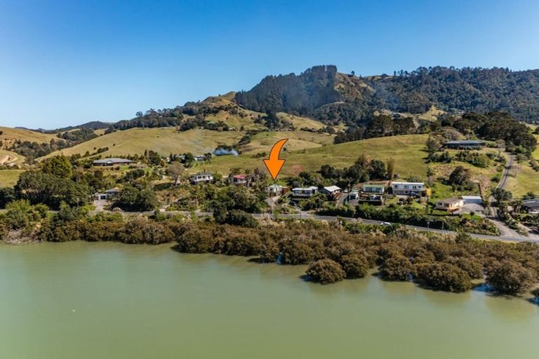 Photo of property in 103 Totara Road North, Totara North, Kaeo, 0479