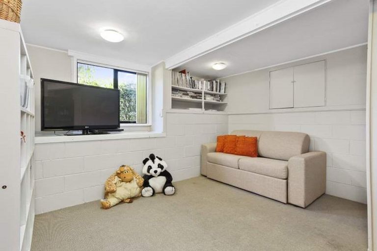 Photo of property in 10 Capricorn Place, Browns Bay, Auckland, 0630