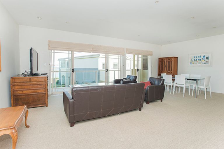 Photo of property in Harbour View, 17/100 Customhouse Street, Gisborne, 4010