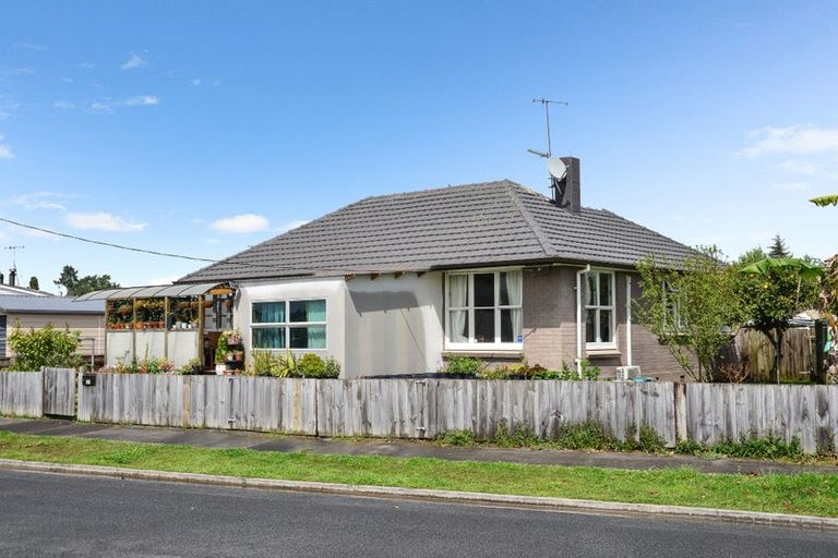 Photo of property in 25 Rawlings Street, Bader, Hamilton, 3206