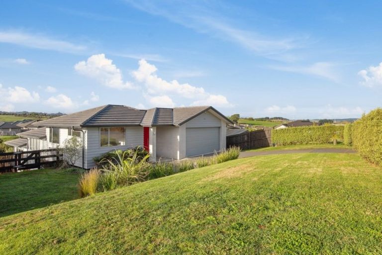 Photo of property in 68 Helenslee Road, Pokeno, 2402