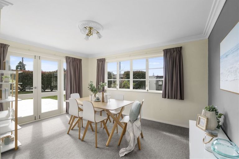 Photo of property in 49 York Street, Levin, 5510