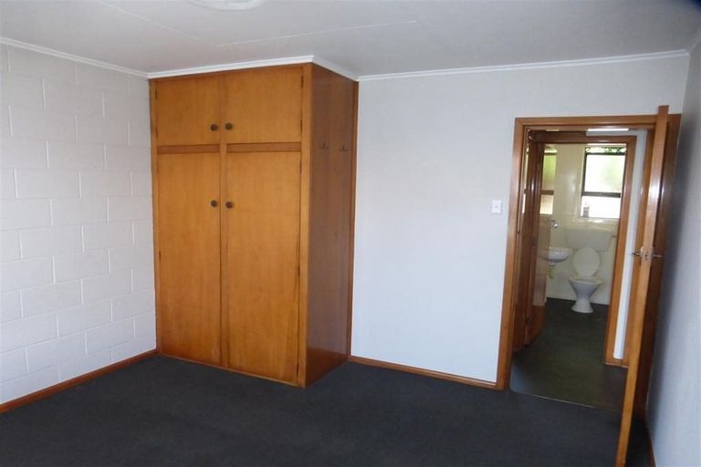 Photo of property in 2/129 Geraldine Street, Edgeware, Christchurch, 8013