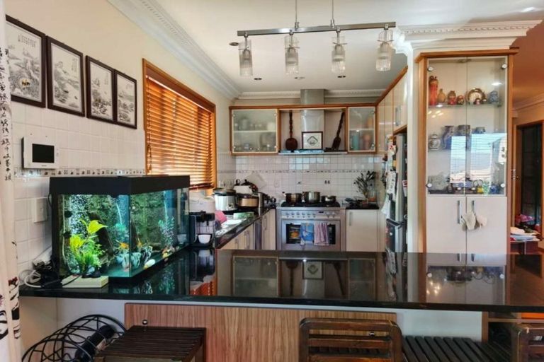 Photo of property in 8 Lough Derg Place, Pinehill, Auckland, 0632