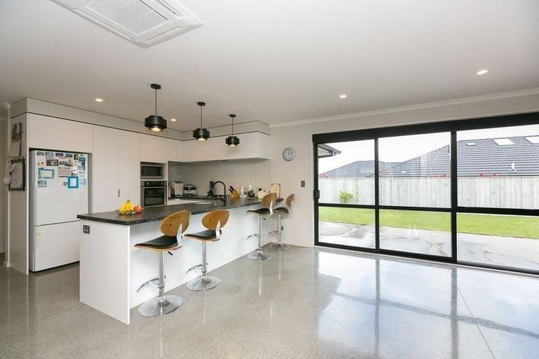 Photo of property in 7 Waitaha Place, Bell Block, New Plymouth, 4312