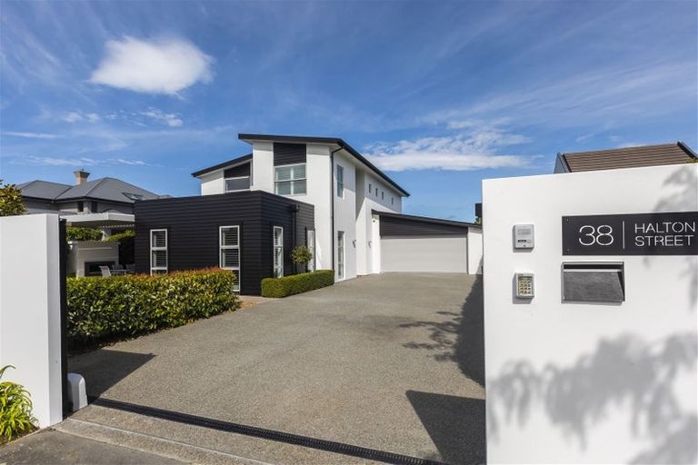 Photo of property in 38 Halton Street, Strowan, Christchurch, 8052