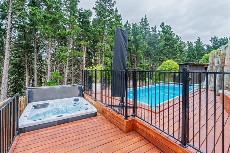 Photo of property in 14 Minsons Lane, Kennedys Bush, Christchurch, 8025