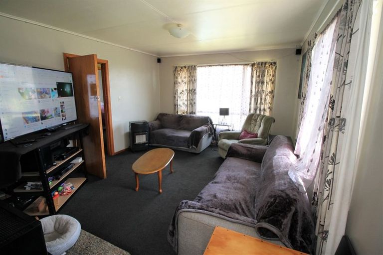 Photo of property in 15 Puriri Place, Tokoroa, 3420
