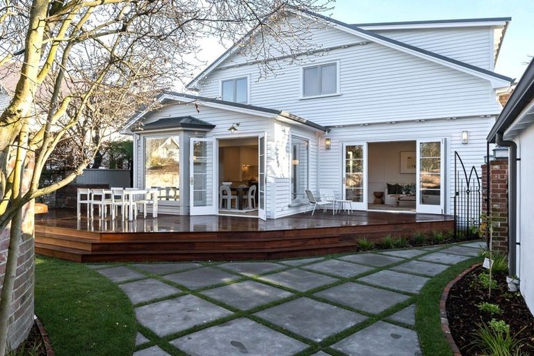 Photo of property in 112 Heaton Street, Merivale, Christchurch, 8052