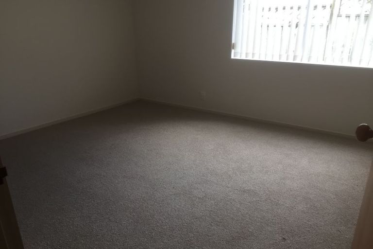 Photo of property in 51 Westpark Drive, West Harbour, Auckland, 0618