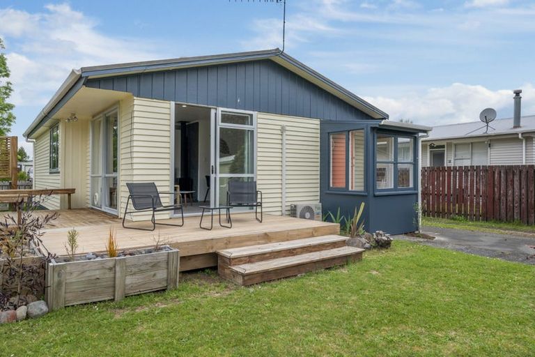 Photo of property in 18 Runuku Grove, Turangi, 3334