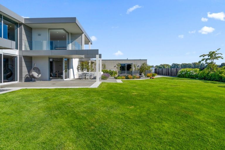 Photo of property in 32 Talboys Drive, Winton, 9720