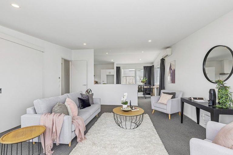 Photo of property in 22d Mandalay Terrace, Khandallah, Wellington, 6035