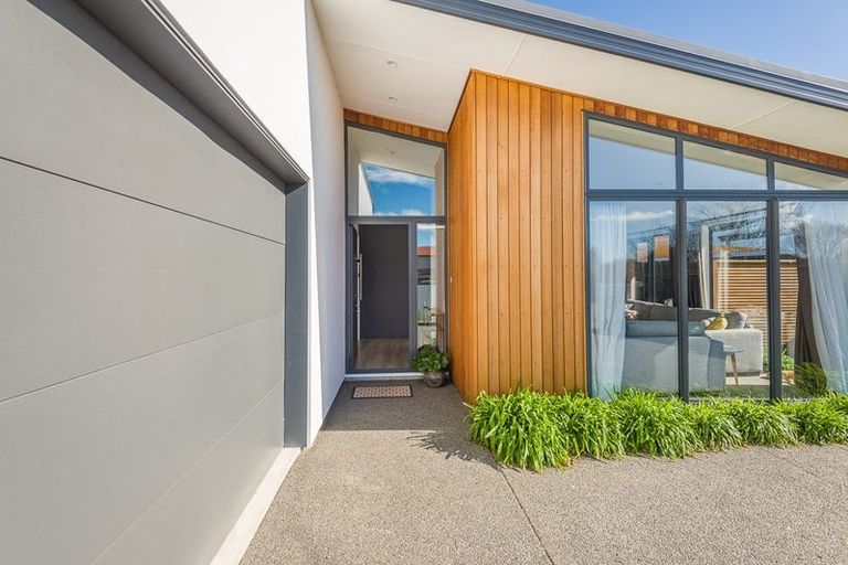 Photo of property in 199 Cavendish Road, Casebrook, Christchurch, 8051