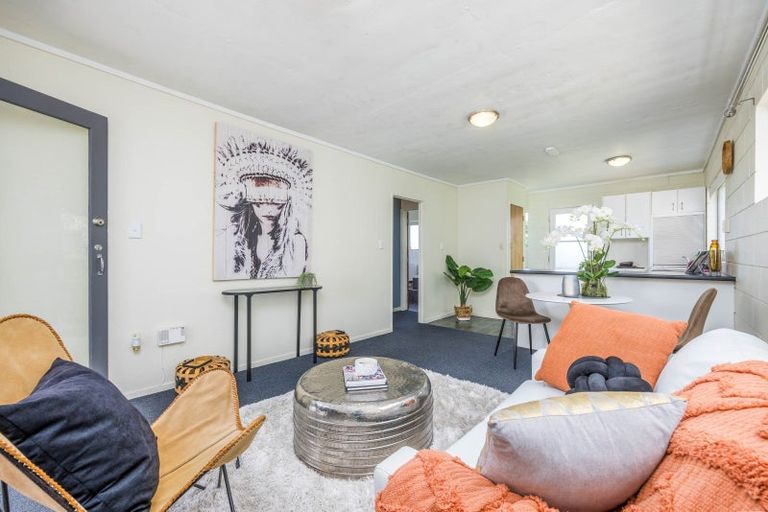 Photo of property in 5/19a Verbena Road, Birkdale, Auckland, 0626