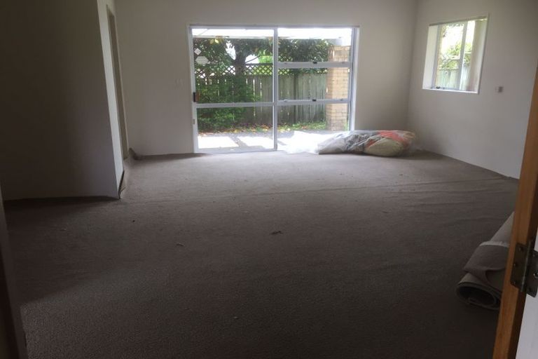 Photo of property in 51 Westpark Drive, West Harbour, Auckland, 0618