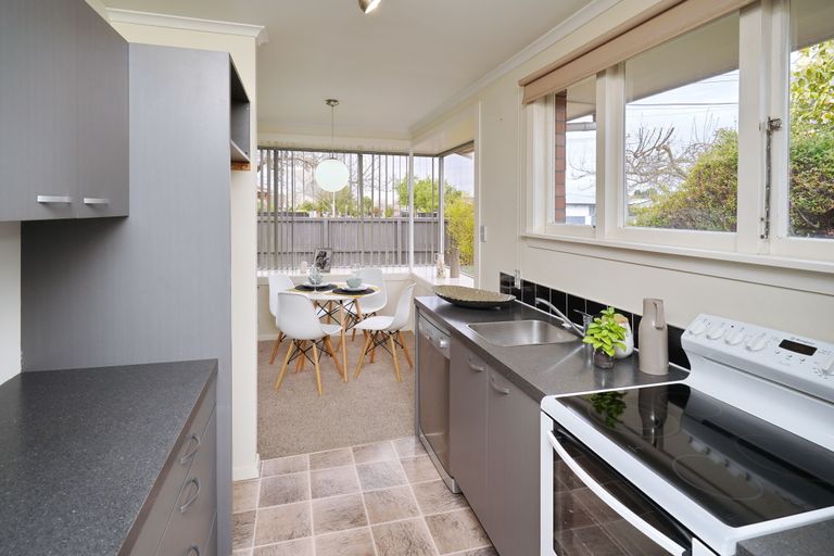 Photo of property in 195 Grimseys Road, Redwood, Christchurch, 8051