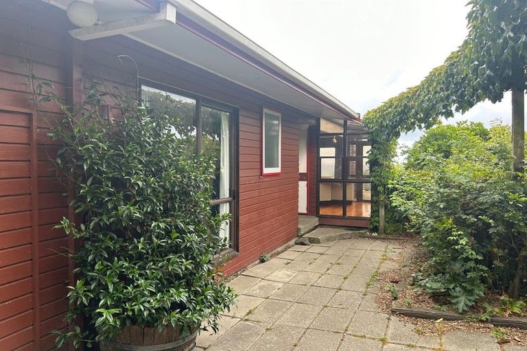 Photo of property in 38 Taupo Crescent, Plimmerton, Porirua, 5026