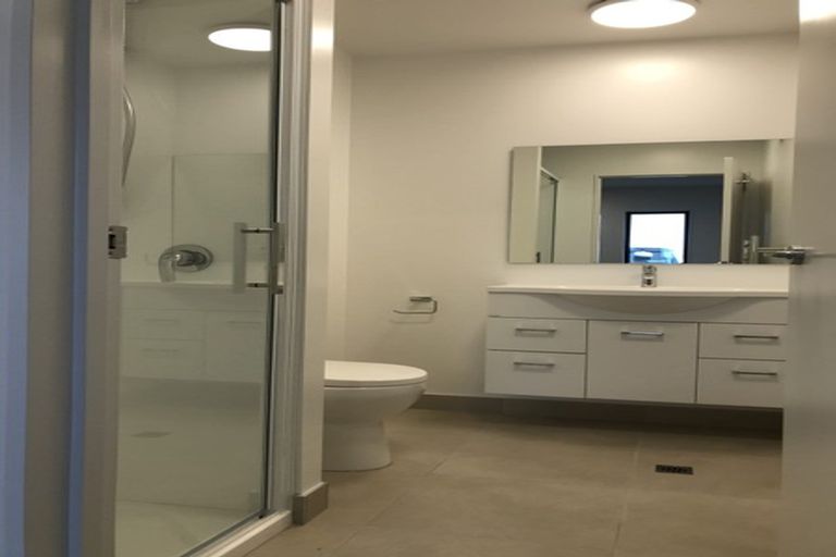 Photo of property in 2/69 Suva Street, Upper Riccarton, Christchurch, 8041