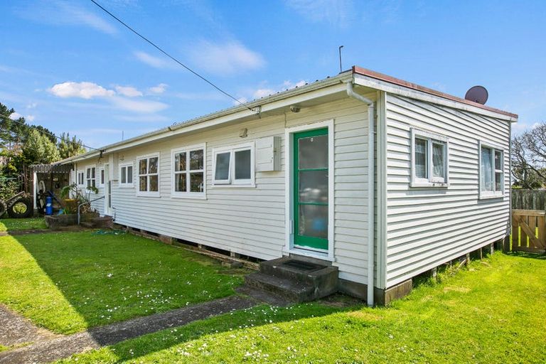 Photo of property in 418a-c Carrington Street, Upper Vogeltown, New Plymouth, 4310