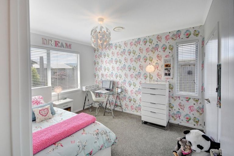 Photo of property in 19 Ben Lomond Drive, Mosgiel, 9024