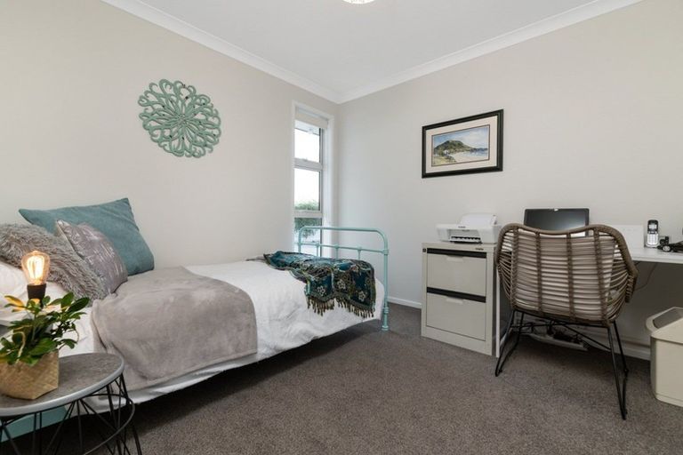 Photo of property in 26 Rotomanu Place, Pyes Pa, Tauranga, 3112