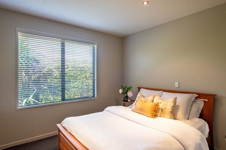 Photo of property in 128 Kings Drive, Wanaka, 9305