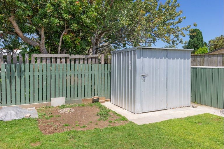 Photo of property in 40 Liverpool Street, Levin, 5510