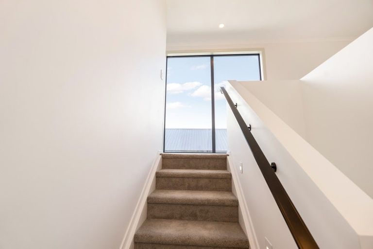 Photo of property in 2 Albur Way, Te Kauwhata, 3710