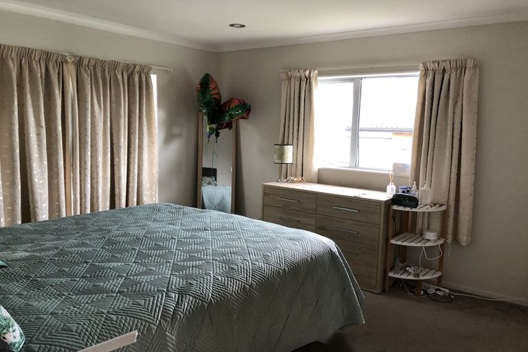 Photo of property in 11 Cartmel Avenue, Massey, Auckland, 0614